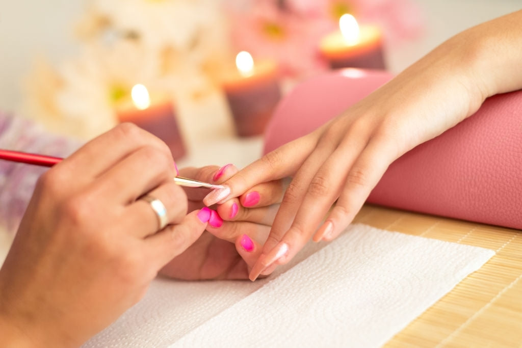 What To Know About Gel Nail Extensions Before Trying