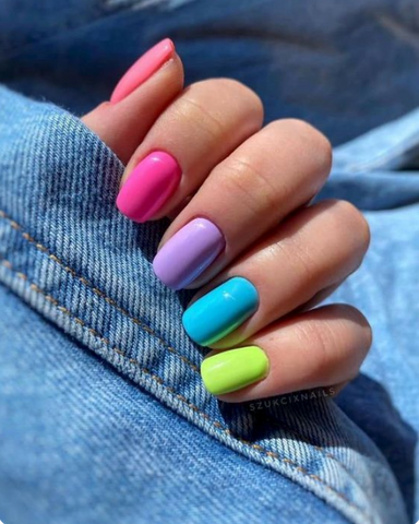 The Summer 2021 Nail Colors TZR Editors Are Embracing This Season